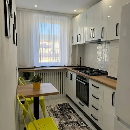 Ultracentral Style Apartment! Craiova